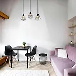 Apartman Beautiful Studio With Air Conditioning, Cracow Old Town