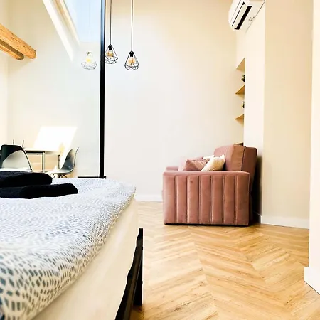 Beautiful With Air Conditioning, Cracow Old Town Appartamento Cracovia