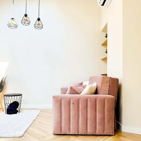 Beautiful Studio With Air Conditioning, Cracow Old Town *