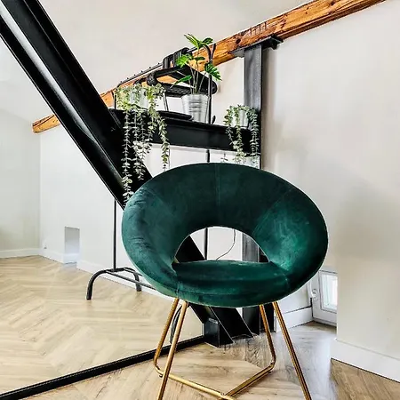 Beautiful Studio With Air Conditioning, Cracow Old Town